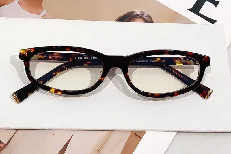 MUA06S Eyeglasses Tortoise
