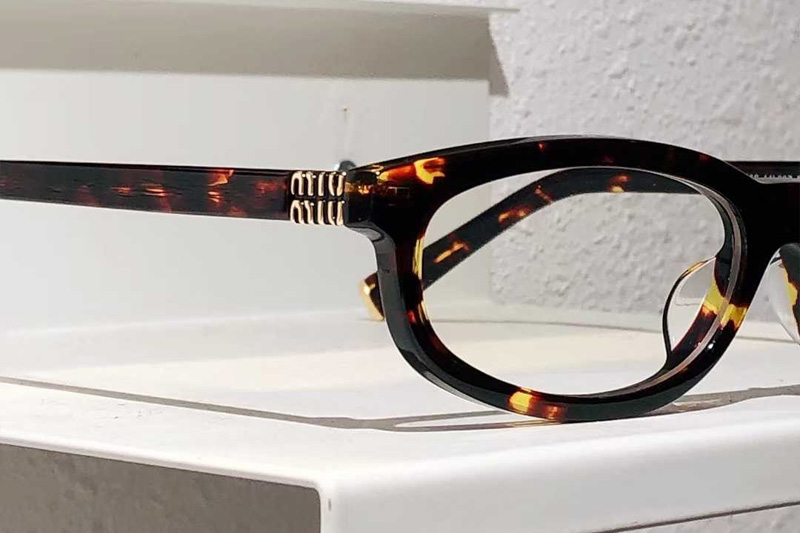 MUA06S Eyeglasses Tortoise
