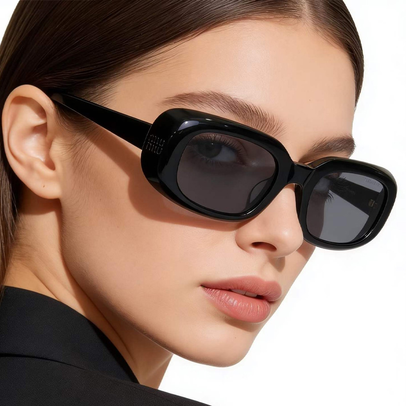 MUB13S Sunglasses Black Light Gray