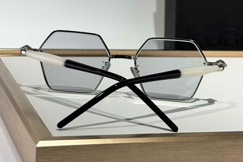 Maske P70 Sunglasses Silver Light Gray