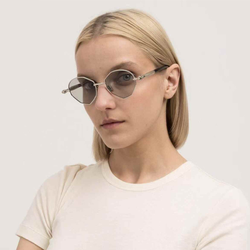 Maske P71 Sunglasses Silver Light Gray