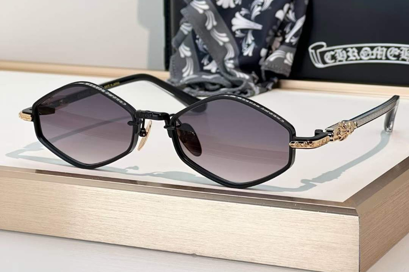 Nip Slip Sunglasses Black Gradient Gray