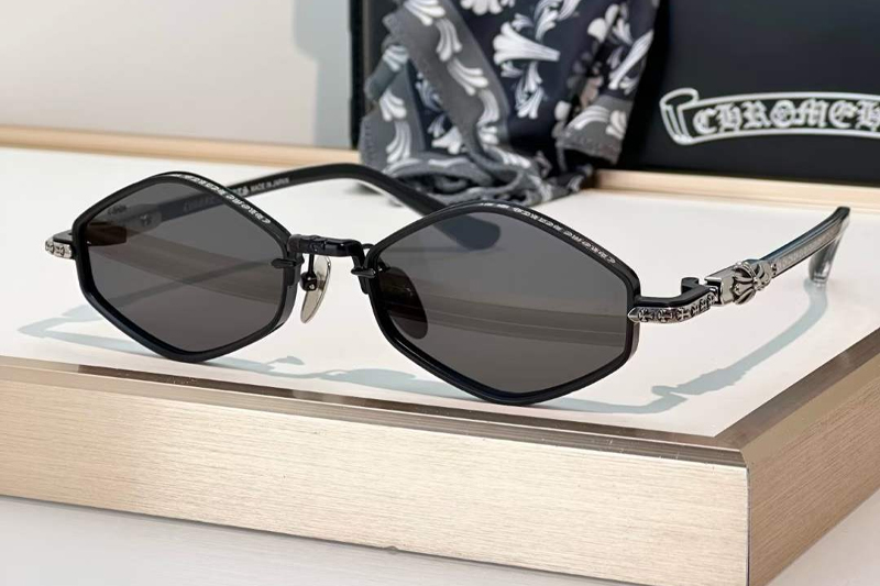 Nip Slip Sunglasses Black Gray