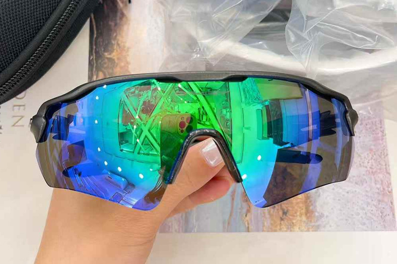 OO9208 Sunglasses Black Green Flash