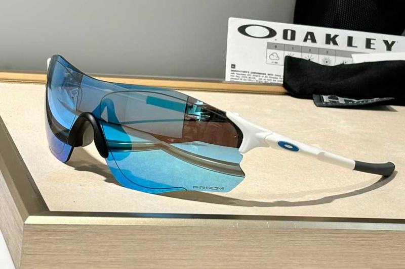 OO9313 Sunglasses White Blue Flash