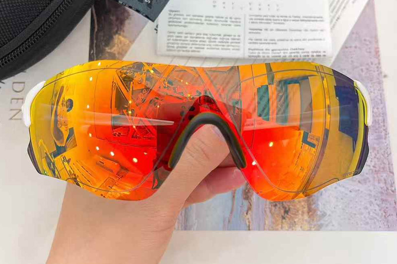 OO9313 Sunglasses White Red Flash