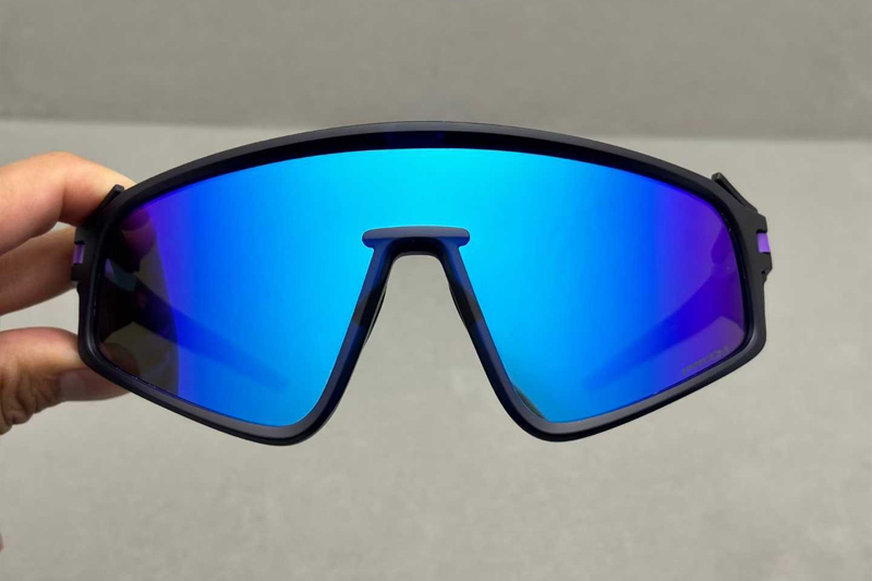 OO9404 Sunglasses Black Blue Flash