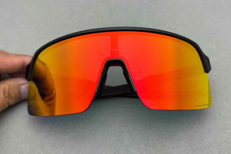 OO9463 Sunglasses Black Red Flash