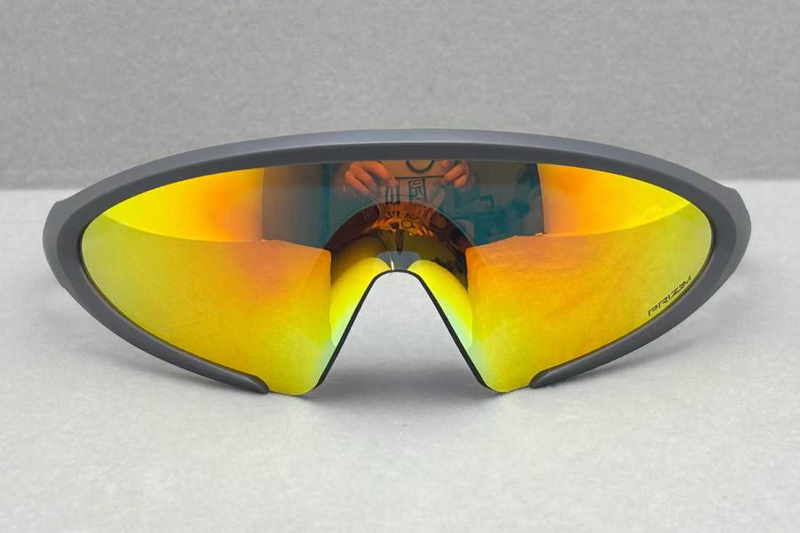 OO9490 Sunglasses Gray Yellow Flash