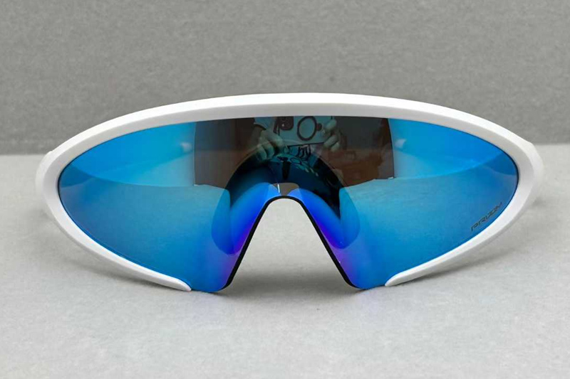 OO9490 Sunglasses White Blue Flash