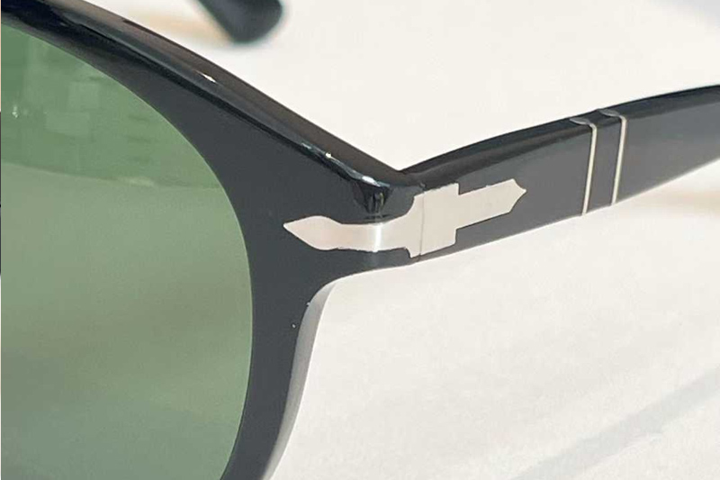 PL649S Sunglasses Black Green