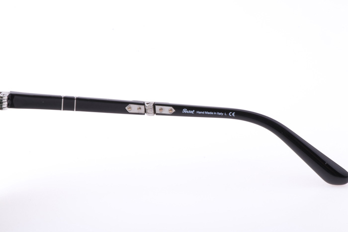 PL714 Sunglasses In Black