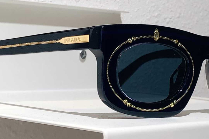 PRB02S Sunglasses Black Gold Blue