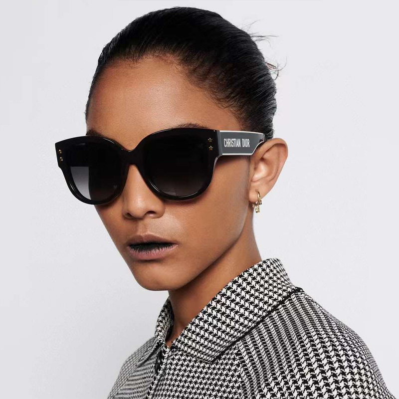 Pacific B2F Sunglasses Black Gradient Gray