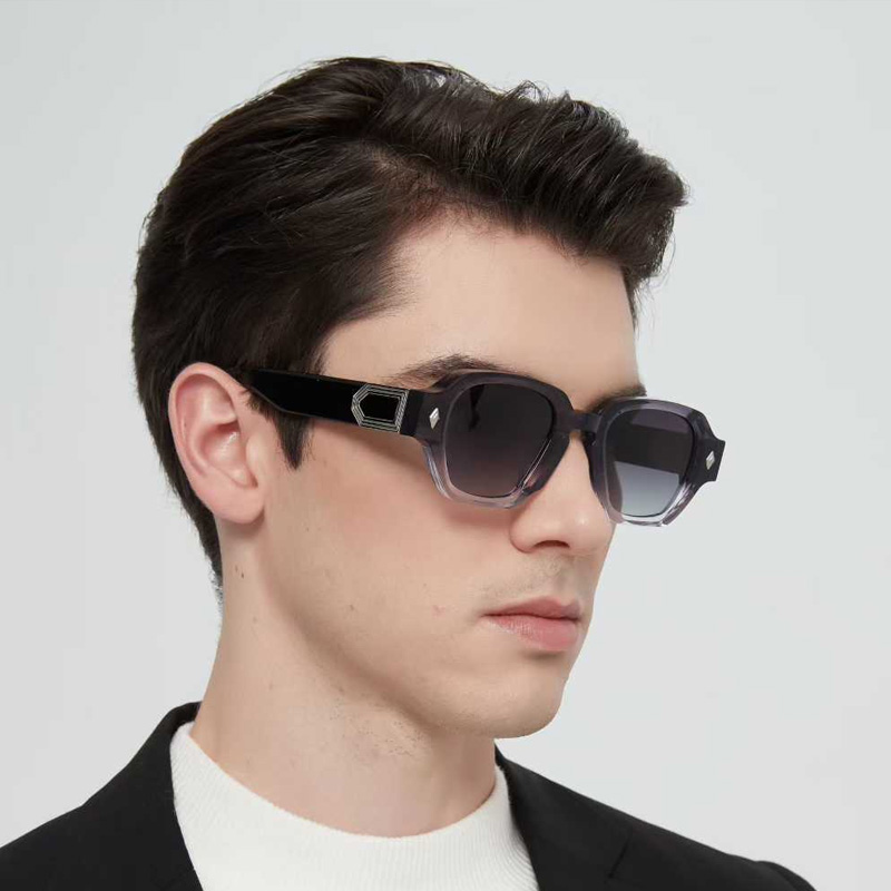 Project P02 Sunglasses Gray Black Gray