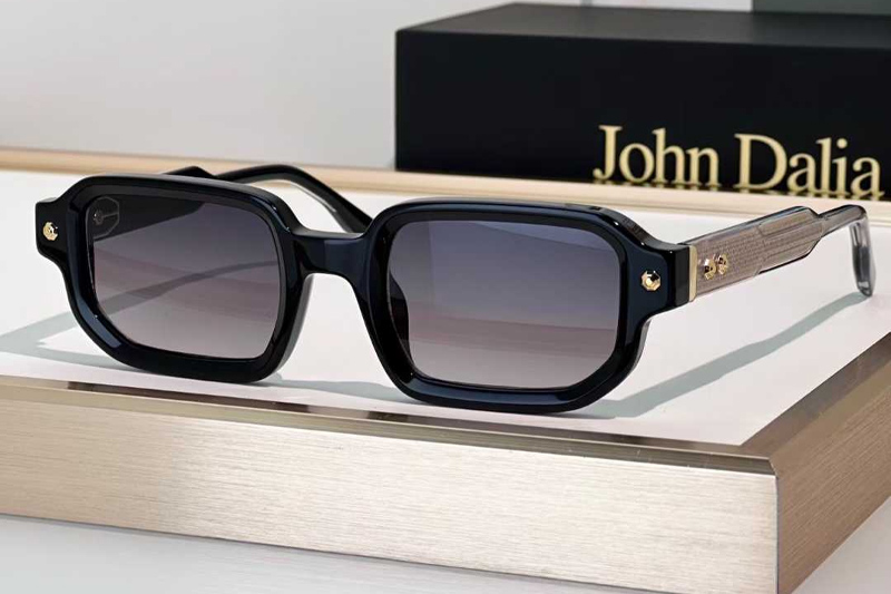 Project P06 Sunglasses Black Gold Gradient Gray