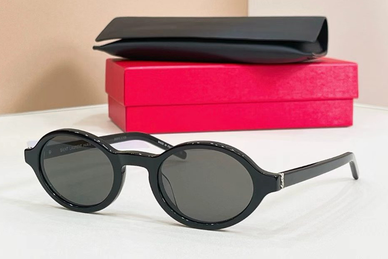 SLM161 Sunglasses Black Silver Gray