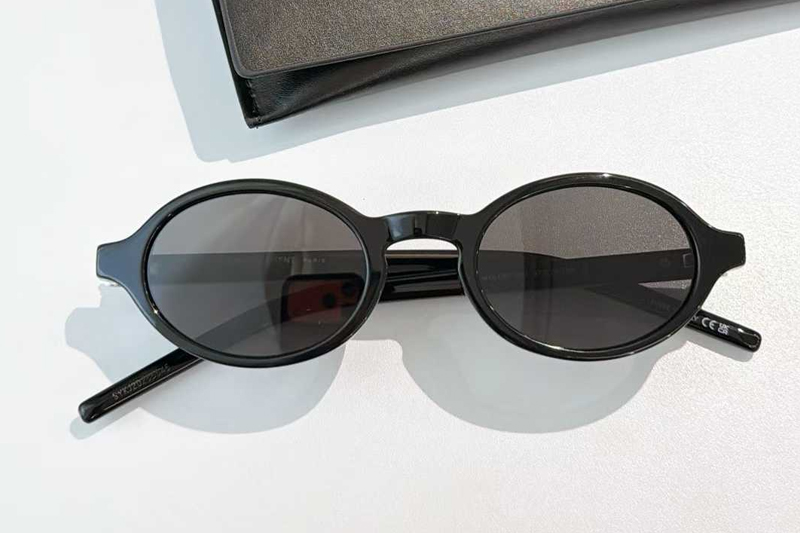SLM161 Sunglasses Black Silver Gray