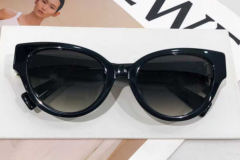 SMU01V Sunglasses Black Gradient Gray