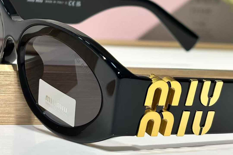 SMU11W Sunglasses Black Gold Gray