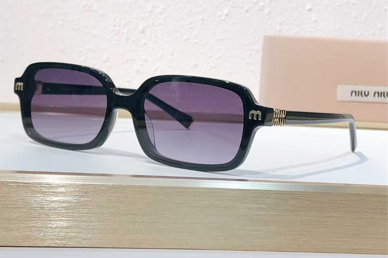 SMU72KS Sunglasses Black Gradient Gray