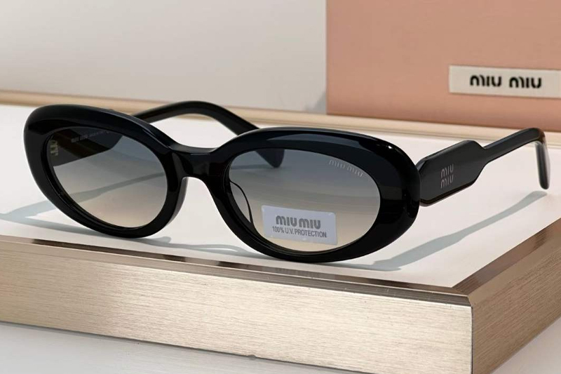 SMUC01 Sunglasses Black Gradient Gray