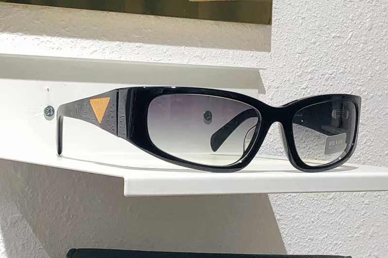 SPRA26 Sunglasses Black Gradient Gray