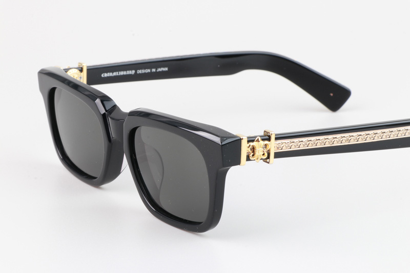 See You In Tea Sunglasses Black Gold Gray