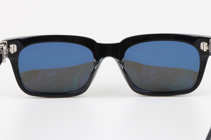 See You In Tea Sunglasses Black Silver Gray