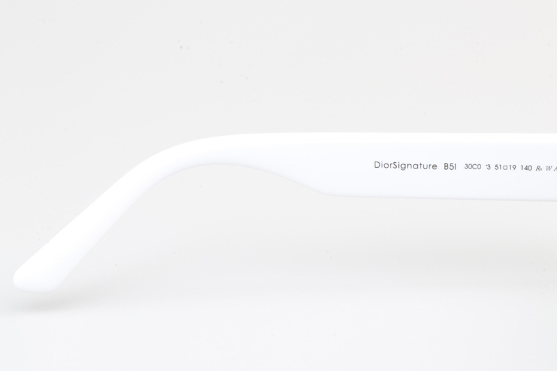 Signature B5I Sunglasses White Silver