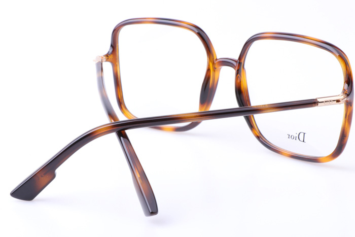 So Stellaire O1 Eyeglasses Tortoise