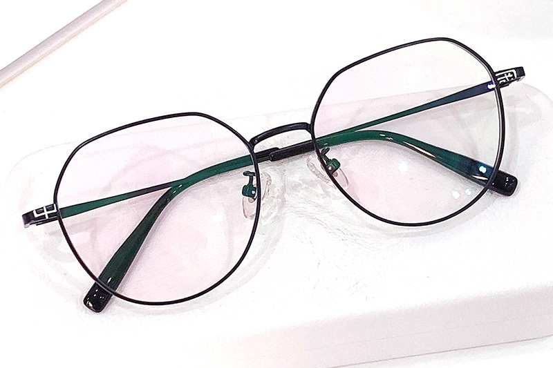 TC8221 Eyeglasses Black