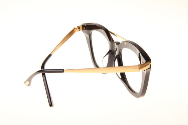 TF0575 Eyeglasses In Black