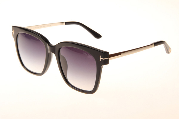 TF0643-K Sunglasses In Black Gradient Grey