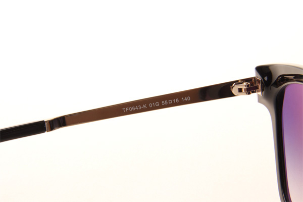 TF0643-K Sunglasses In Black Gradient Grey