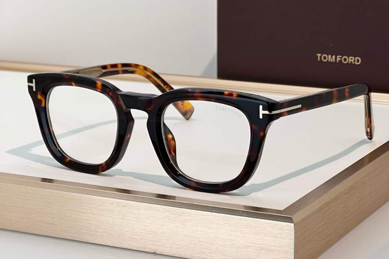 TF1326 Eyeglasses Tortoise
