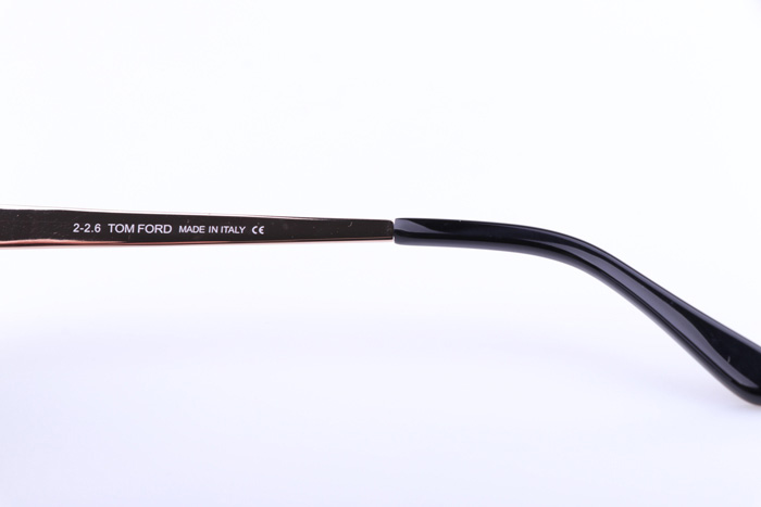 TF610F Sunglasses In Black