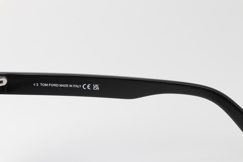 TF920 Scarlet Sunglasses Black Gradient Gray