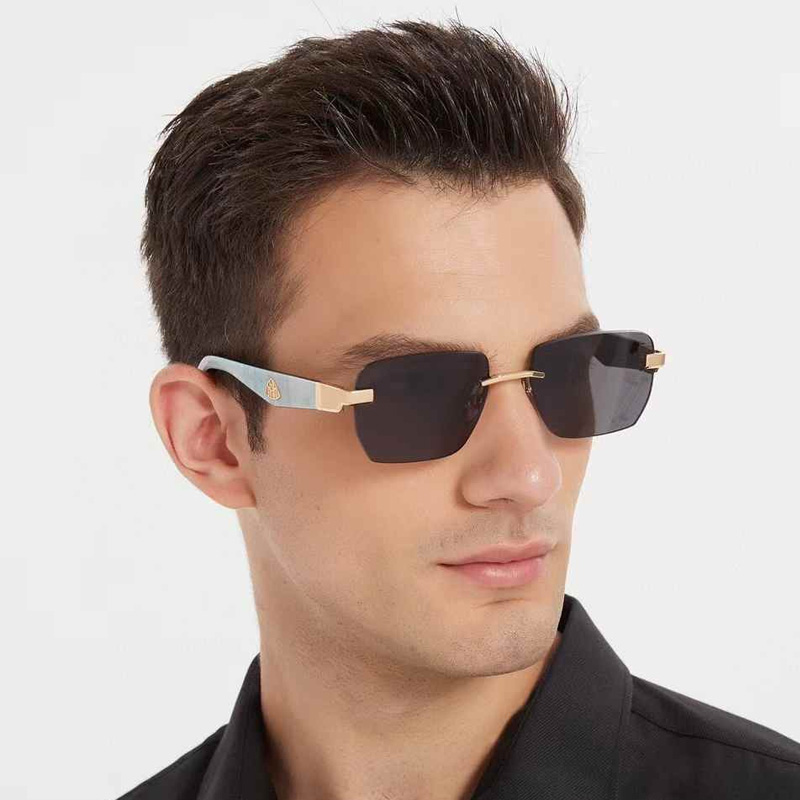 The Arntml I Sunglasses Gold White Gray