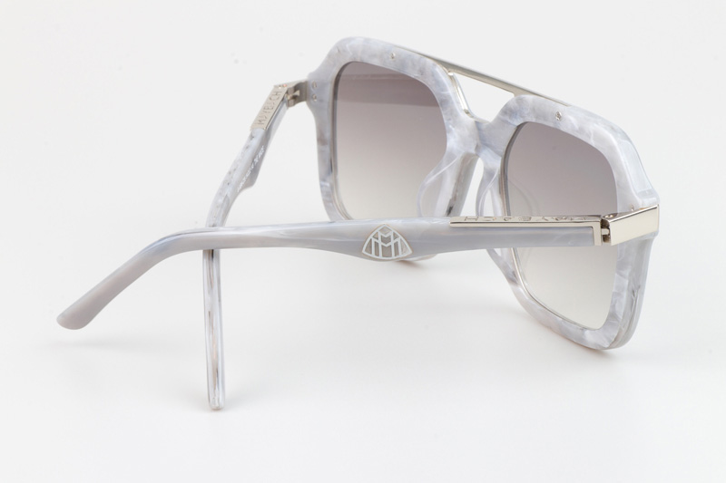 The Made Sunglasses Gray Silver