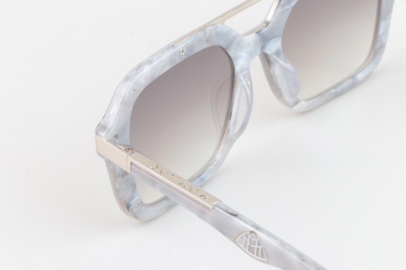 The Made Sunglasses Gray Silver