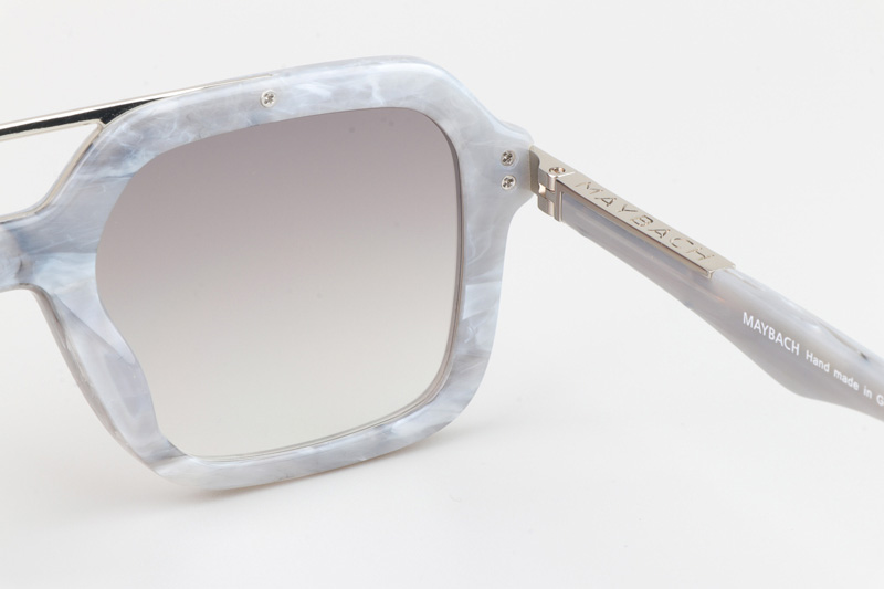 The Made Sunglasses Gray Silver