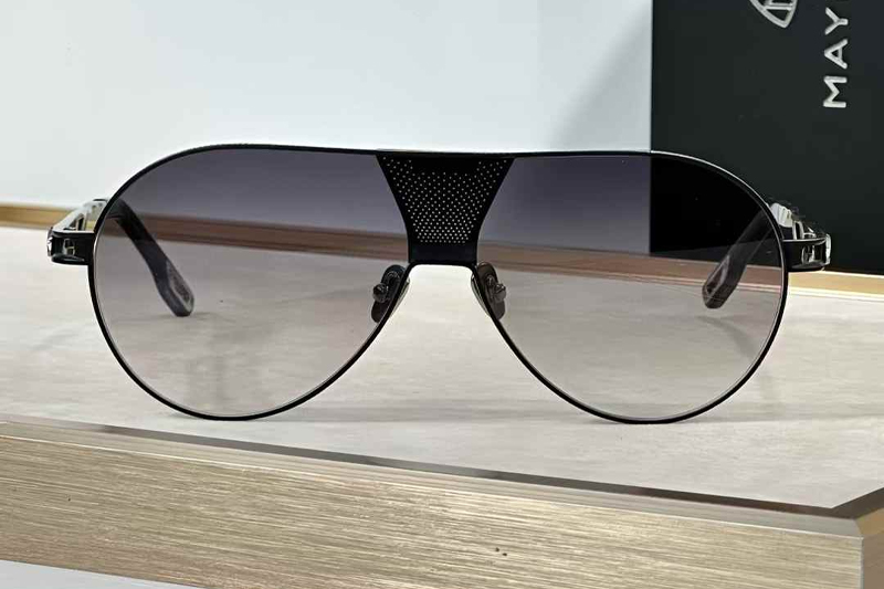The Orbit Sunglasses Black Silver Gradient Gray