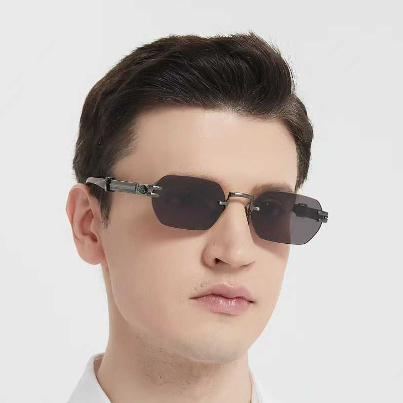 The Post Sunglasses Gunmetal Black Gray