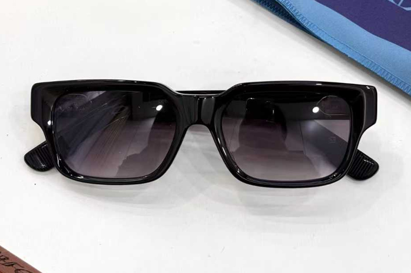 Thick Sunglasses Black Gold Gradient Gray
