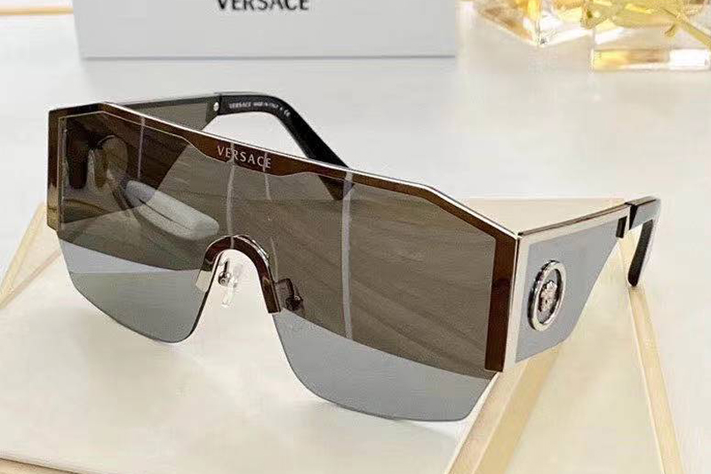 VE2220 Sunglasses In Silver Grey Lens