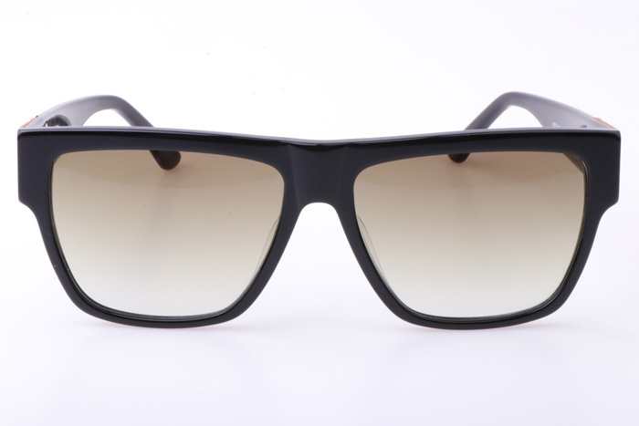 VE372A Sunglasses In Black Gold