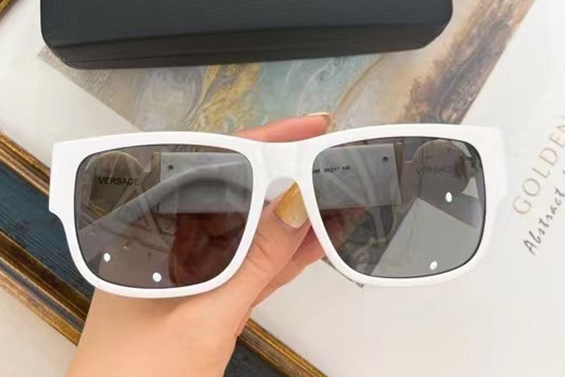 VE4369 Sunglasses In White