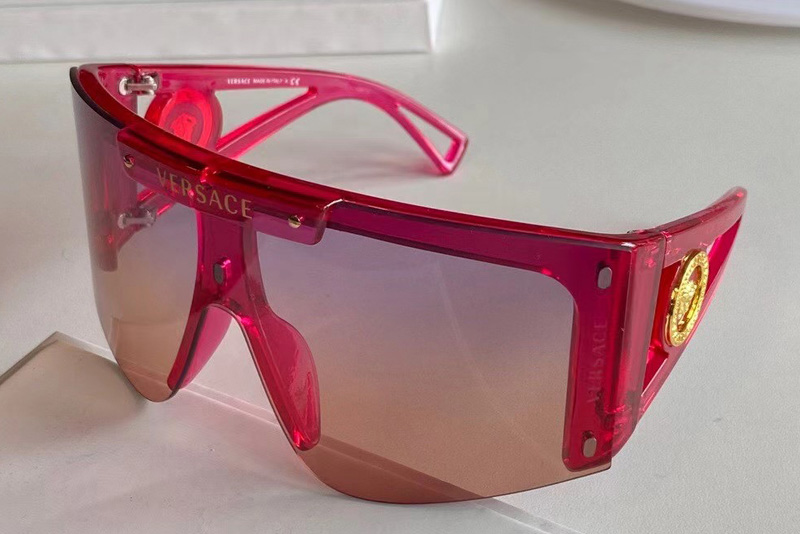 VE4393 Sunglasses In Red