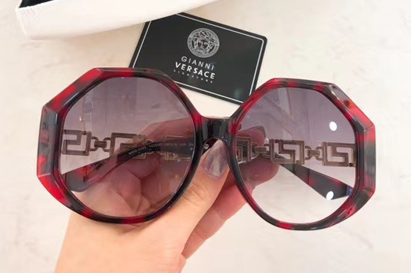 VE4395 Sunglasses In Red Gradient Grey
